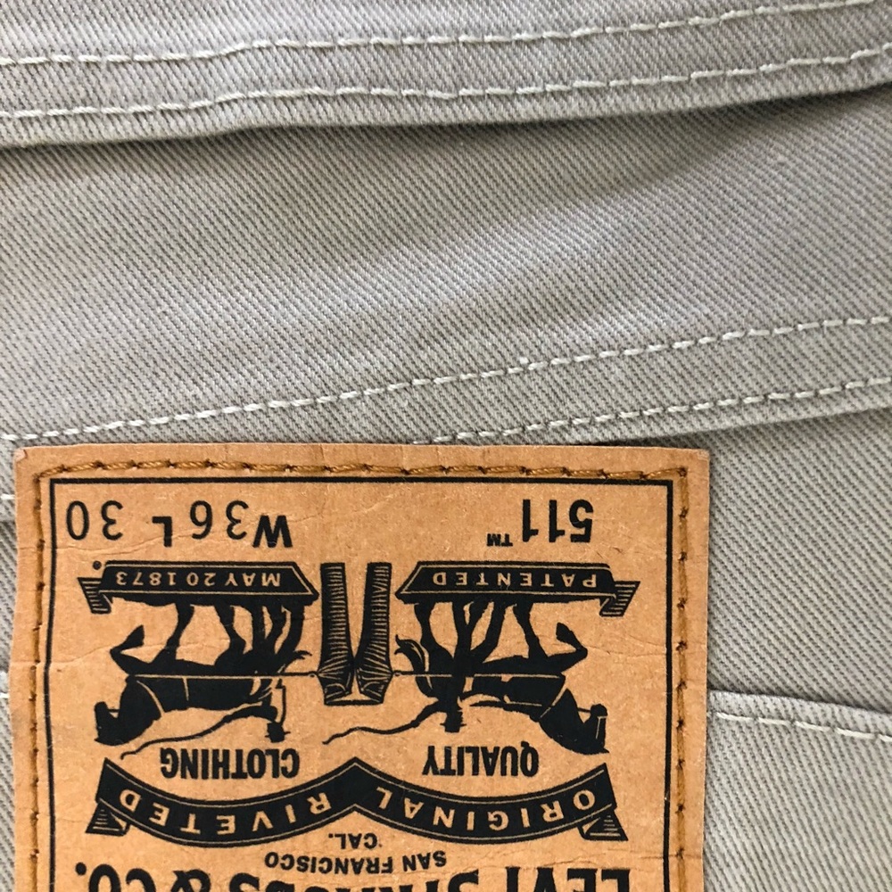 Levis men’s jeans - Picture 2 of 4